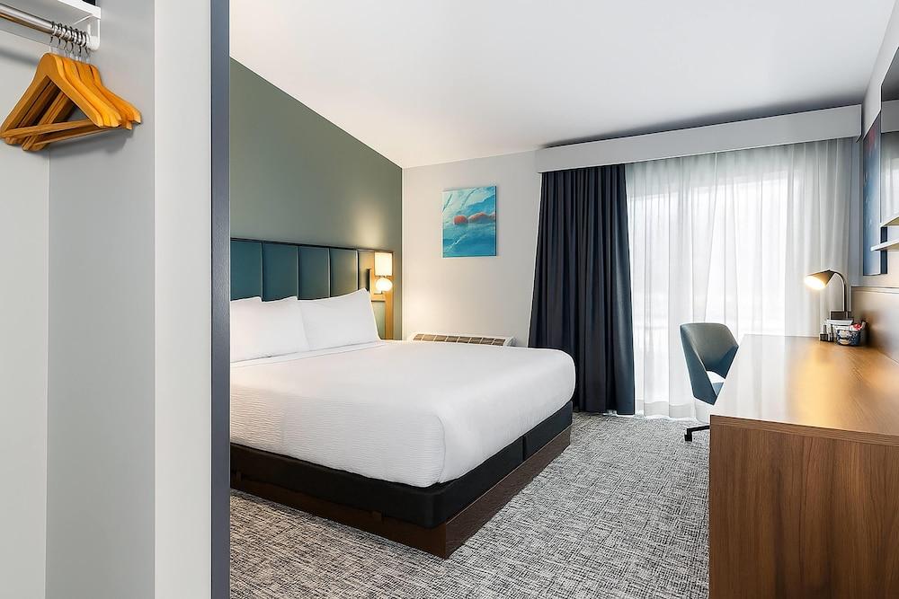 Wingate by Wyndham Geneva at SPIRE Academy photo 9
