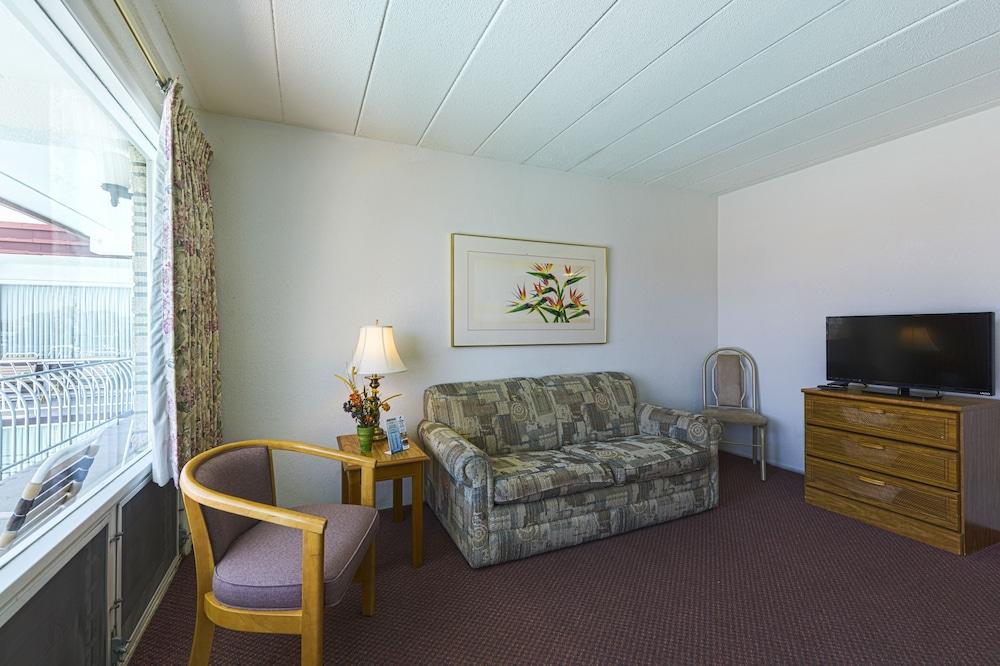 Panoramic Motel & Apartments photo 50