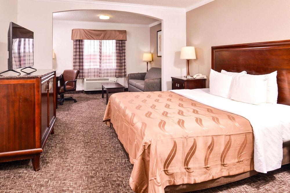 Quality Inn & Suites Beaumont photo 22