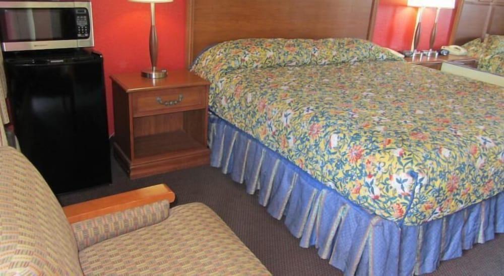 Best Classic Inn & Suites photo 5