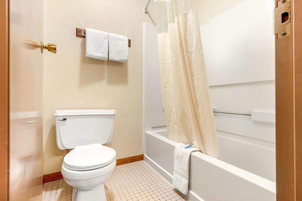 Rodeway Inn Blair photo 33