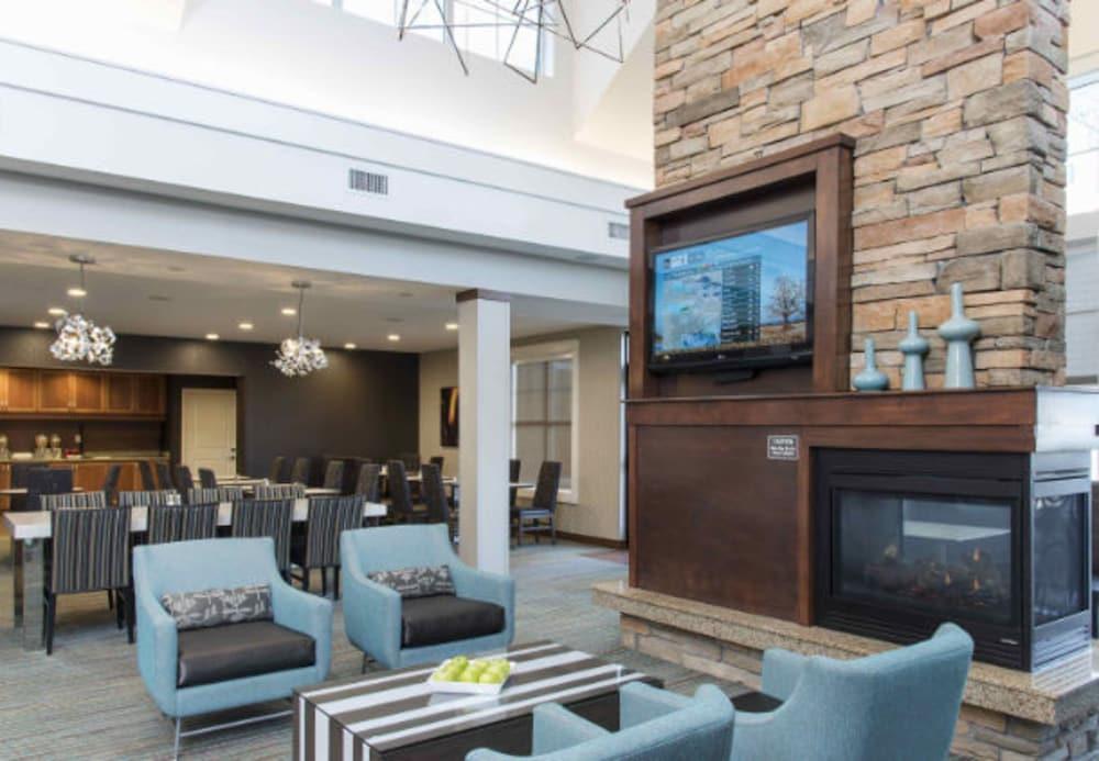 Residence Inn Marriott Moline photo 4