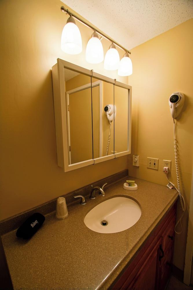 The Village of Loon Mountain Fixed Rooms photo 42