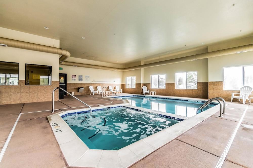 Comfort Inn & Suites Rifle photo 9
