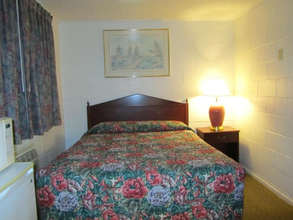 Relax Inn photo 3