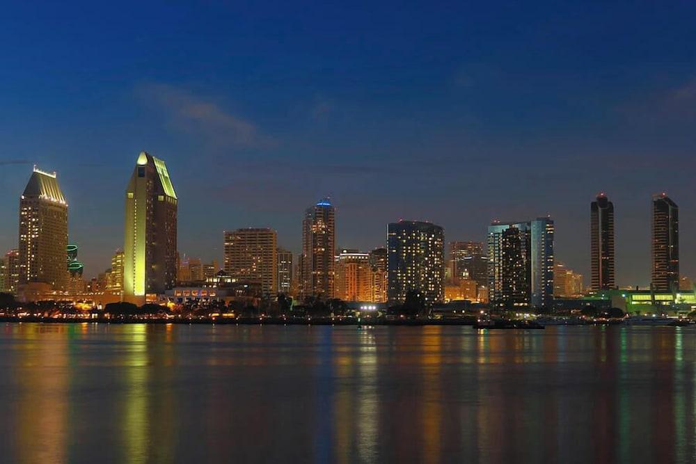 The Beau Downtown San Diego Gaslamp Quar photo 38