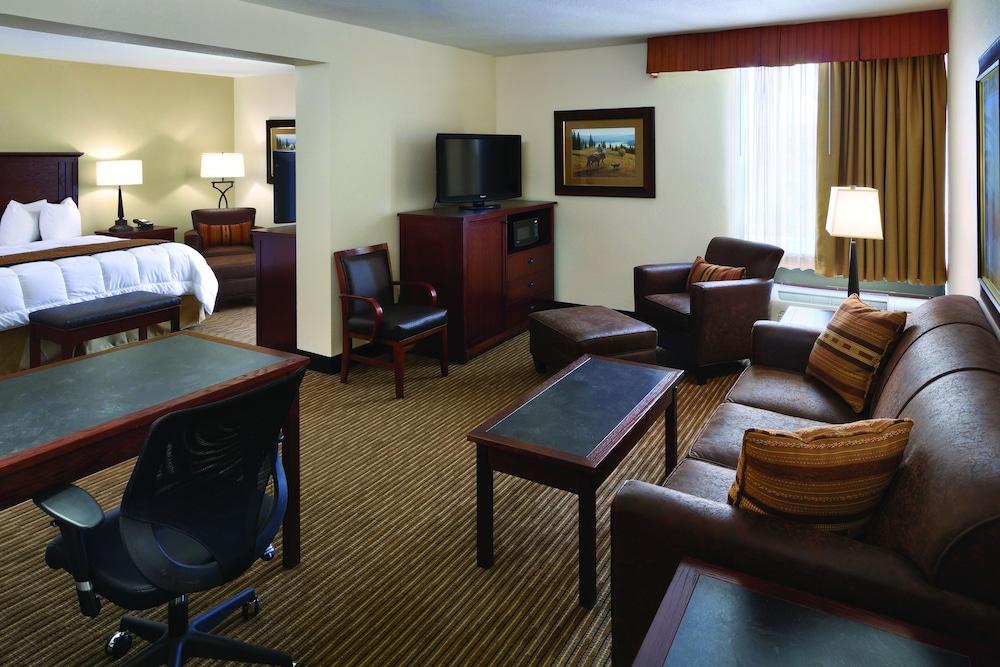 Ramkota Hotel & Conference Center photo 4