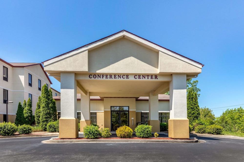 Comfort Suites Rolla photo 66