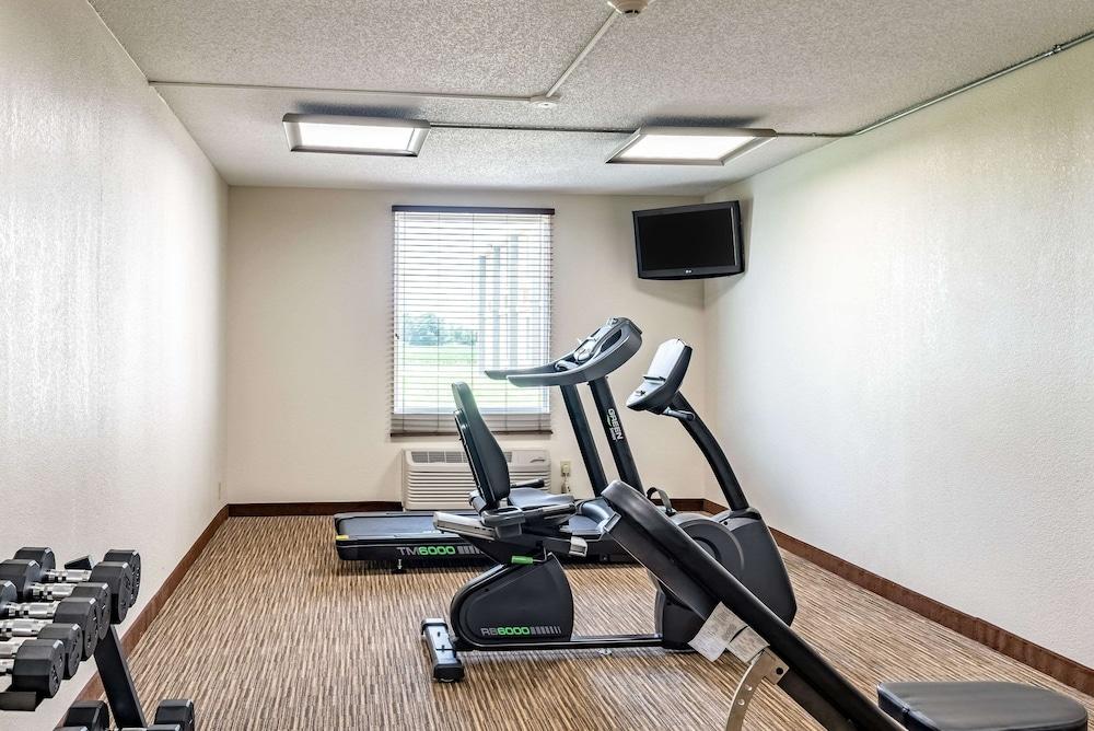 Quality Inn Bucyrus North photo 20