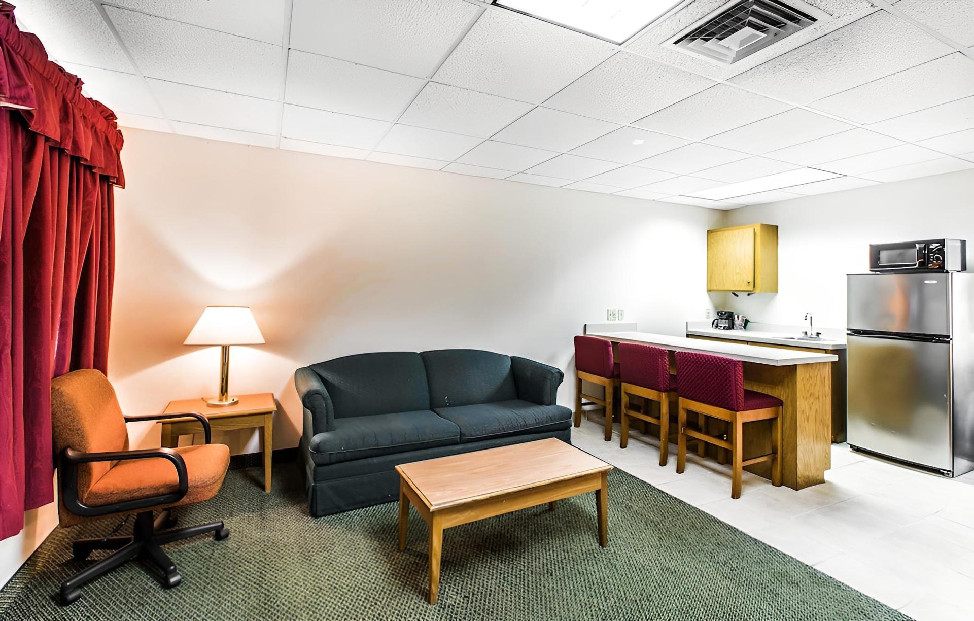 Quality Inn & Suites photo 3