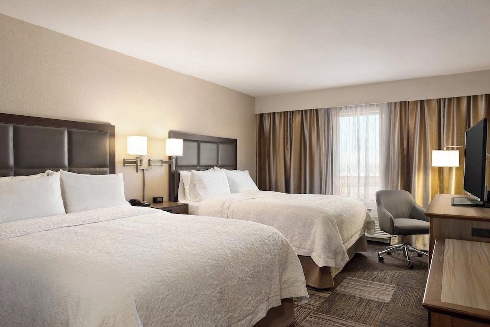 Hampton Inn & Suites Grafton photo 19
