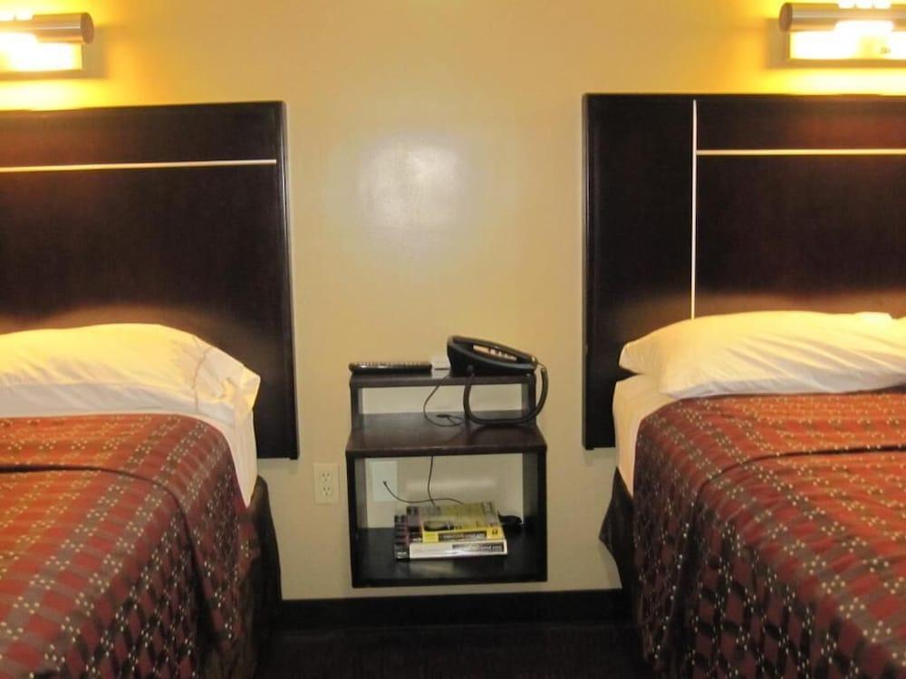 Super Lake Hotel photo 17