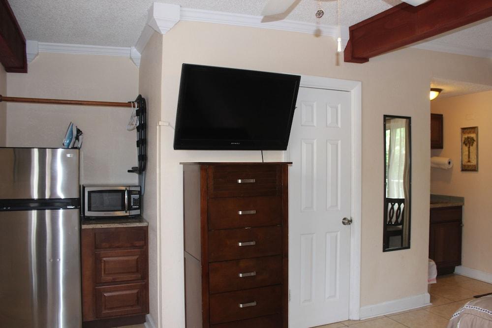 Schooner Hotel photo 2