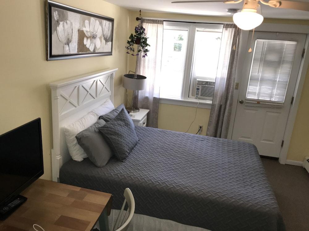 White Feather Motel photo 6