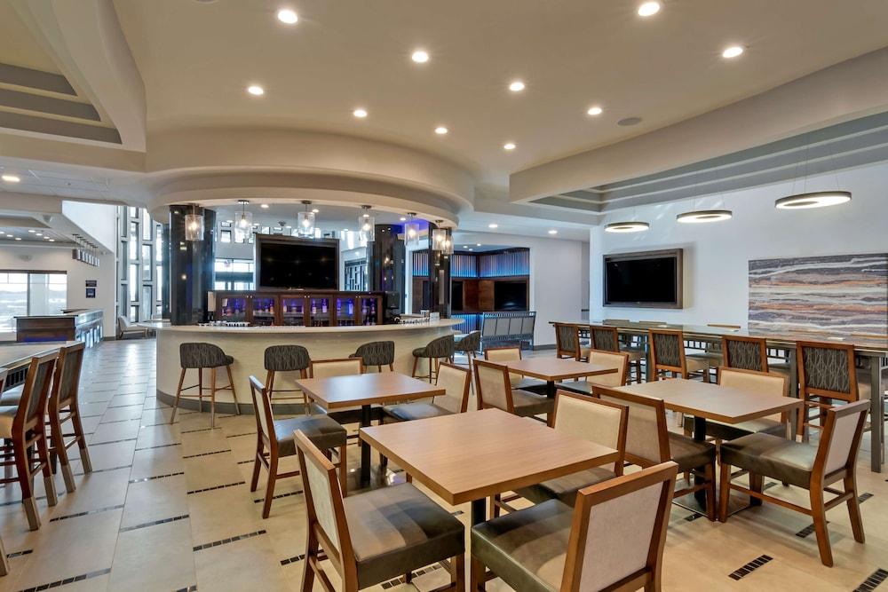 Best Western Premier Liberty Inn & Suites photo 39