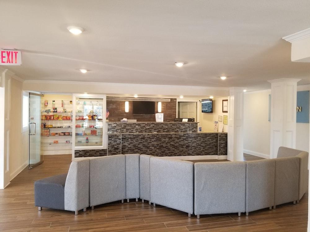 Horizon Inn & Suites photo 18