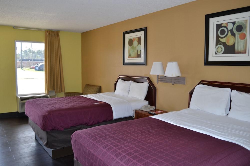 Econo Lodge Picayune photo 4