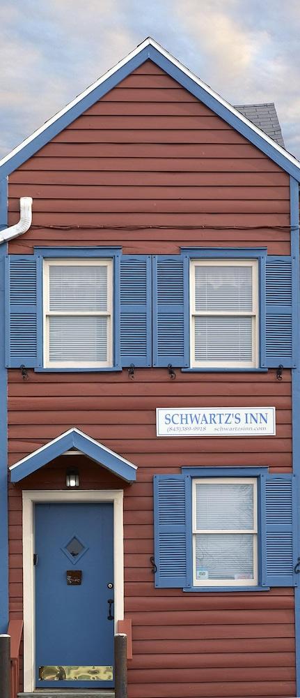 Schwartz's Inn — hotel in Kingston