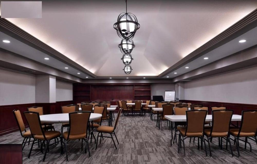 Modesto Hotel photo 12