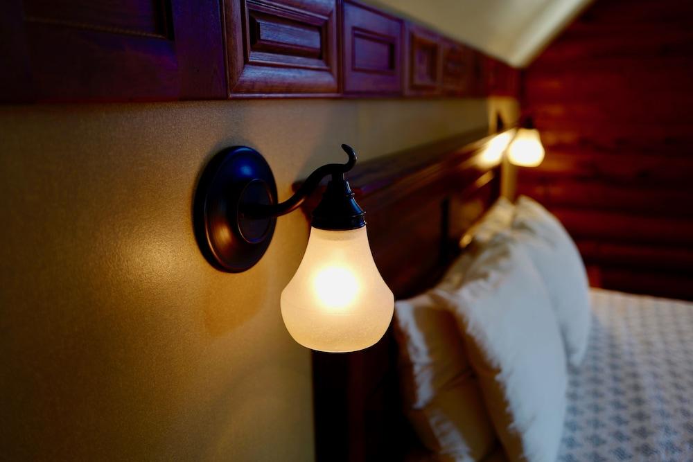 Sumas Mountain Lodge photo 41