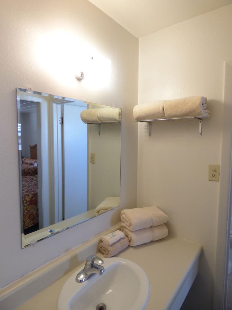 Carrizozo Inn photo 8