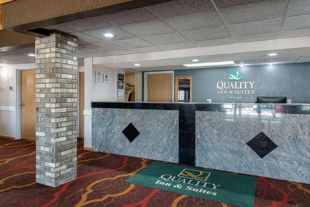 New Prague Inn & Suites photo 6