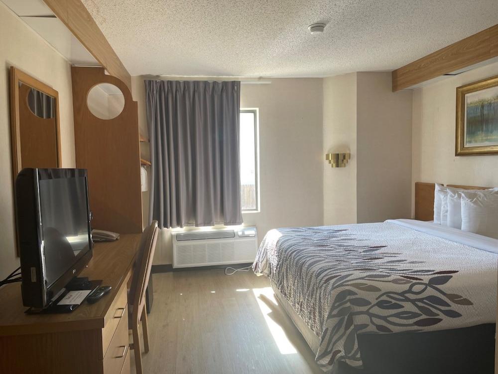 Red Roof Inn Branson photo 20