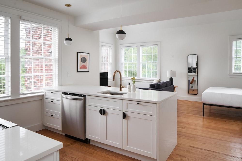 Kasa Studio Revival Atlanta photo 62