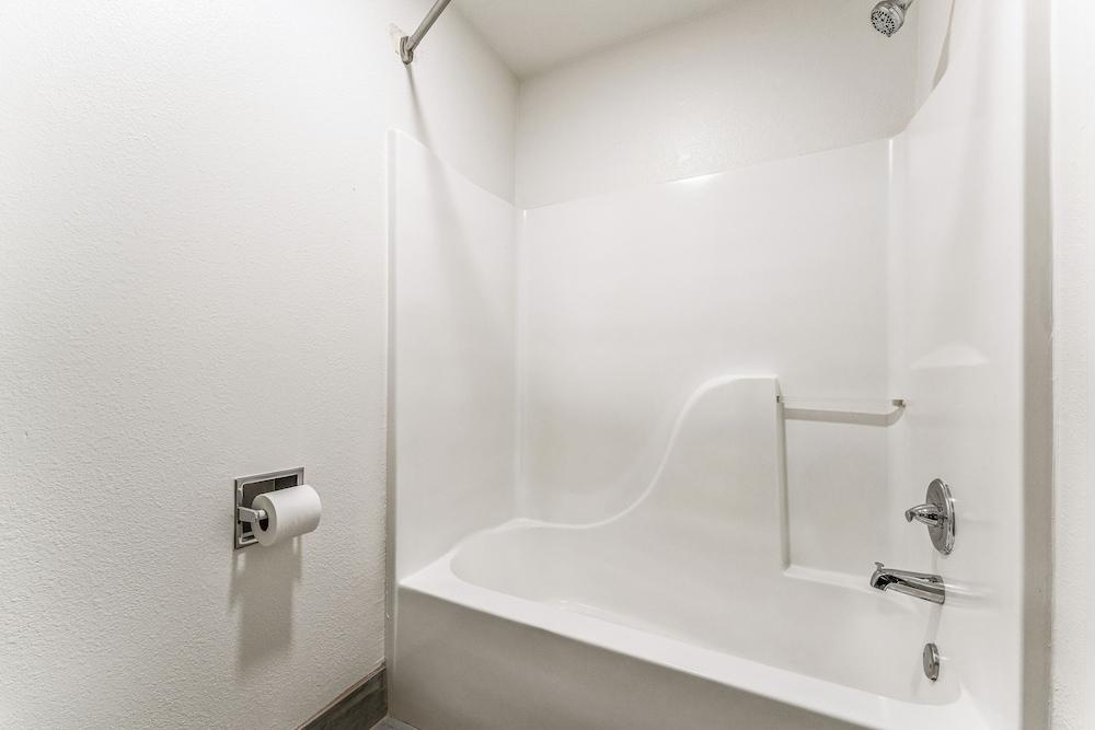 Metro Tempe Extended Stay photo 70