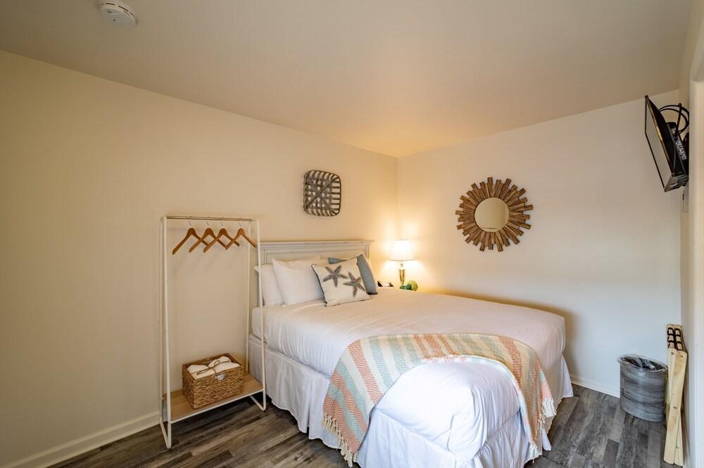 Ocean Glass Inn photo 29