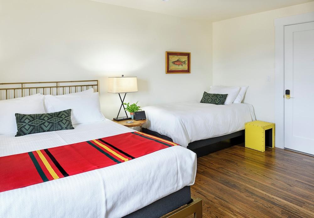 Sherman Lodge photo 10