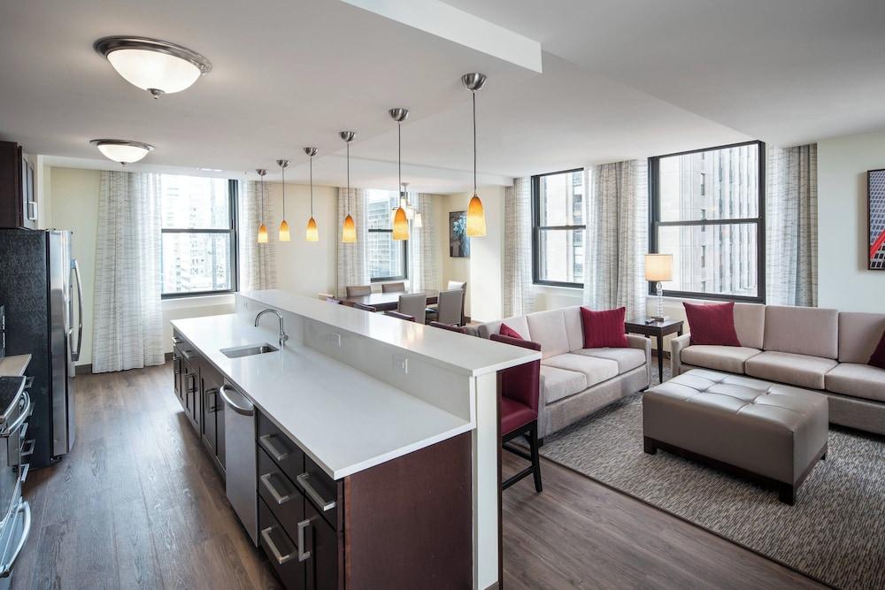 Residence Inn Chicago Downtown/Loop photo 13