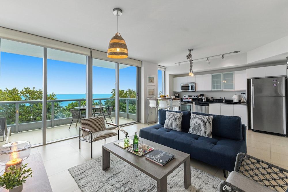 Dharma Home Suites Miami at Monte Carlo photo 3