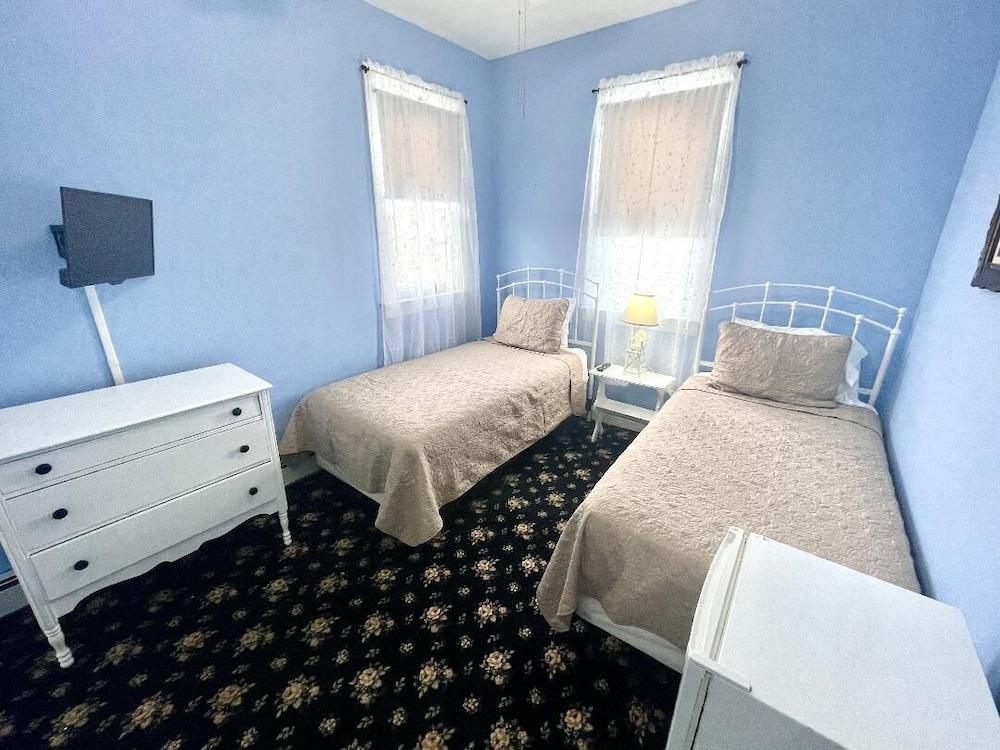 Quaker Inn photo 23