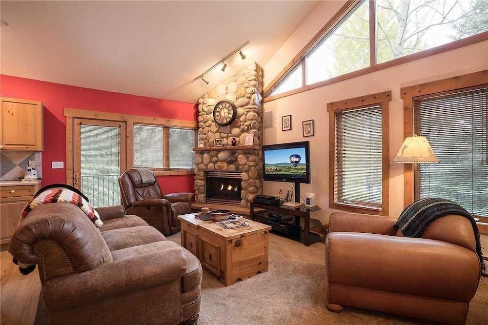 Saddle Creek Townhomes by Pioneer Ridge Management photo 39