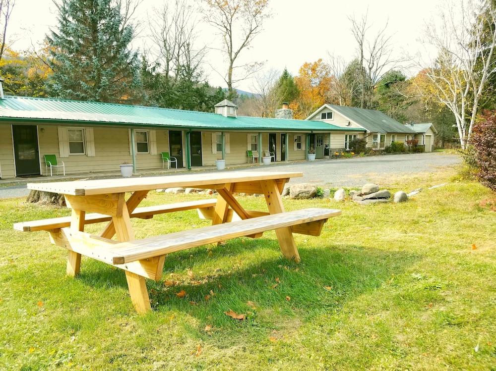 Black Bear Lodge photo 29