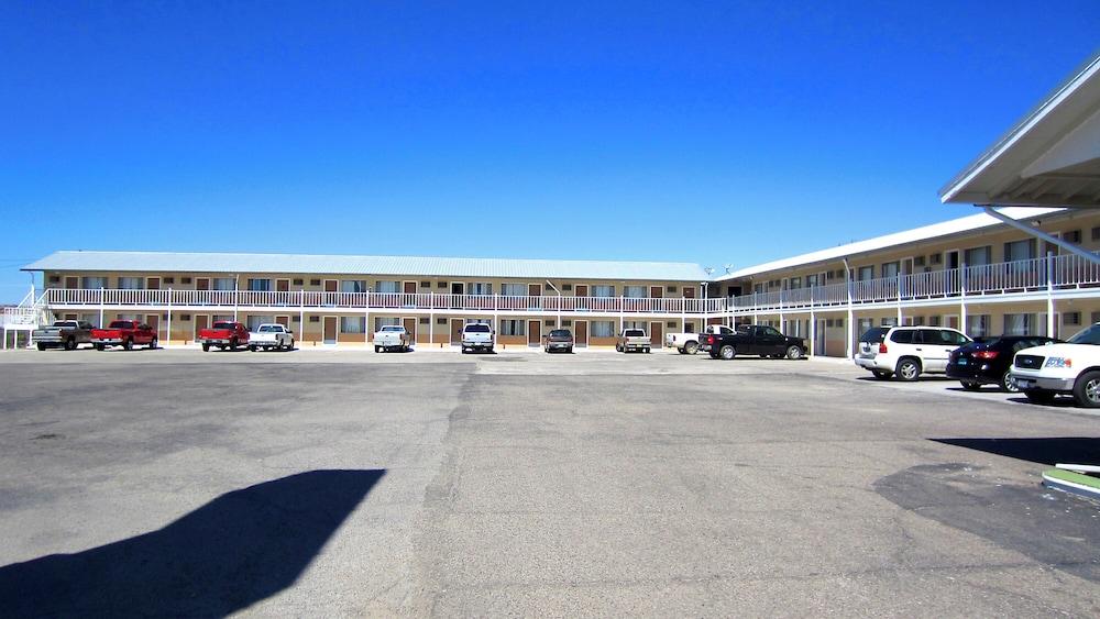 Budget Inn photo 50