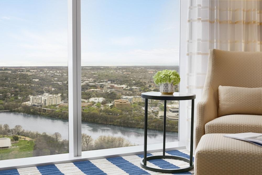 Fairmont Austin photo 40