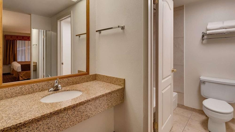 SureStay by Best Western Miles City photo 33