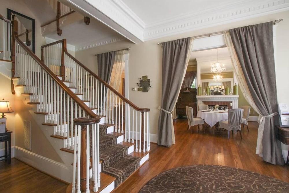 Burke Manor Inn & Pavilion photo 42