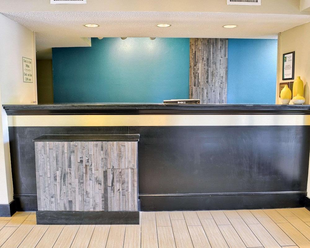 Quality Inn Thornburg photo 35