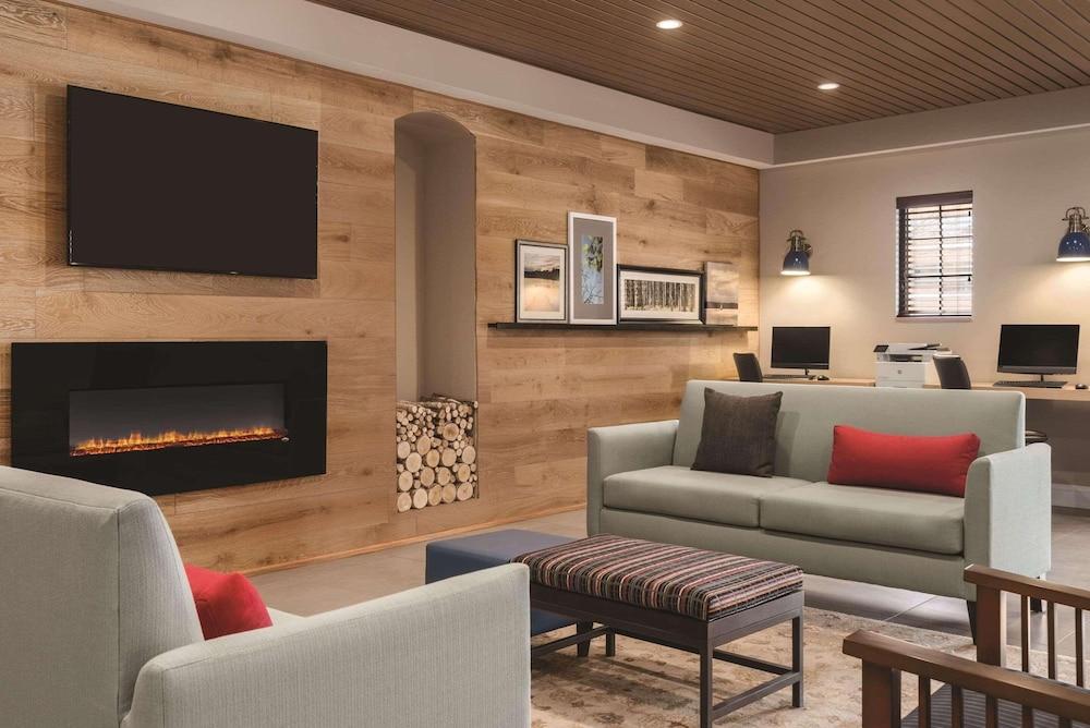 Country Inn & Suites by Radisson, Hoffman Estates, IL photo 3