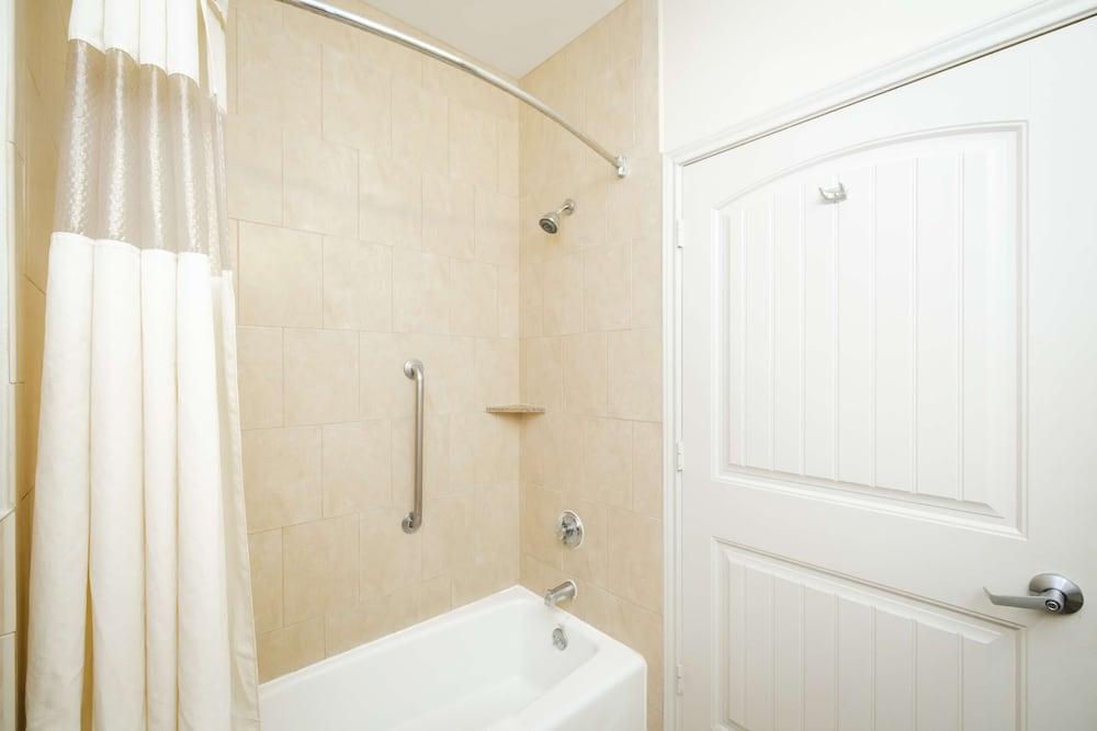 Best Western Sugarland Inn photo 21
