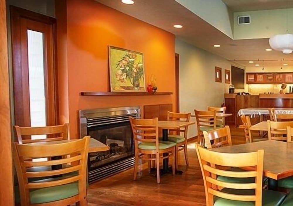 Summers Inn photo 24
