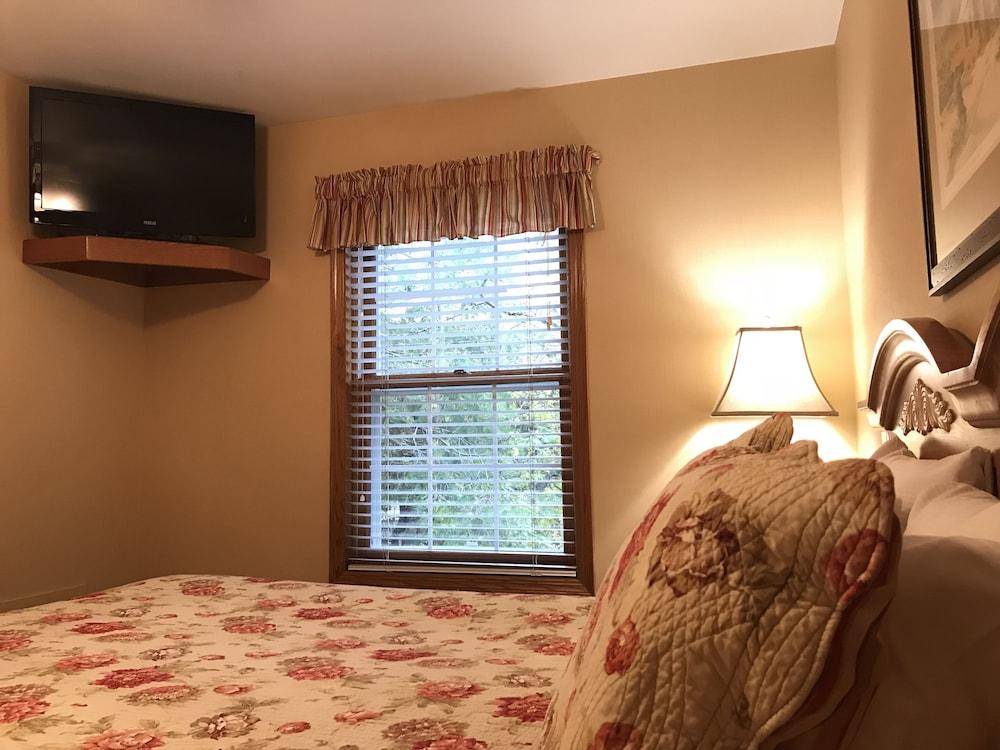 Bay Breeze Resort photo 31