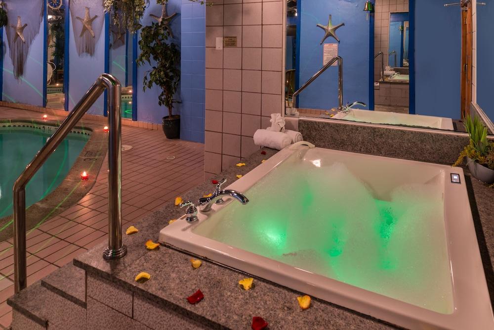 Inn of the Dove Romantic Suites with Jetted Tub & Fireplace photo 46