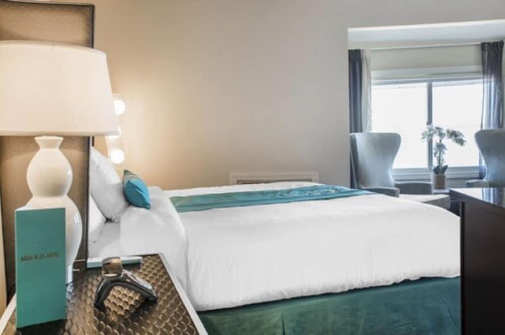 Aqua Blue Hotel photo 15