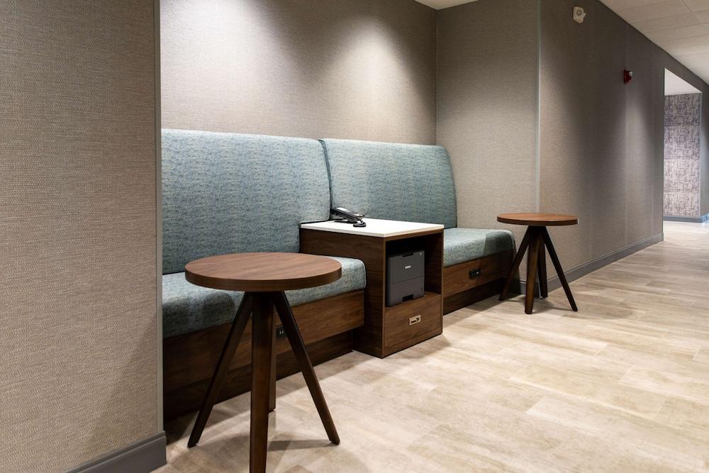 Hampton Inn Paris photo 53