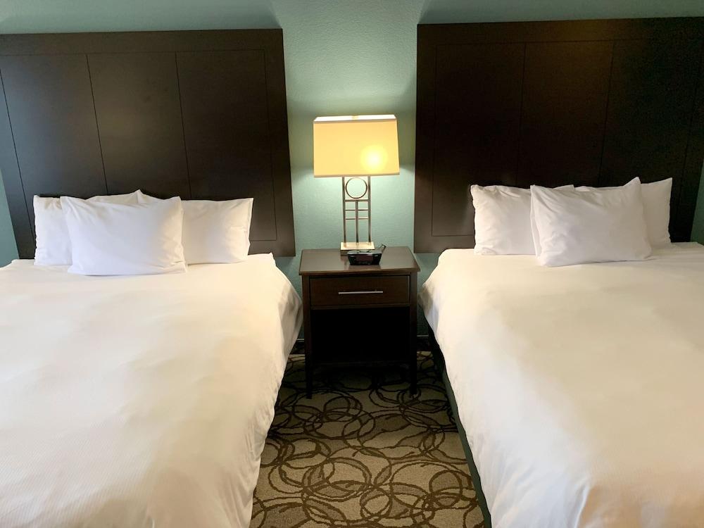 Buffalo Run Casino & Resort photo 11