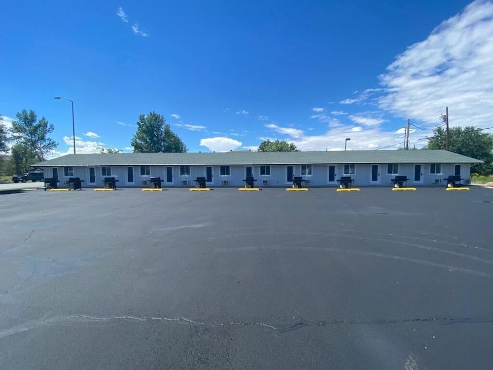CB&M Executive Suites photo 13